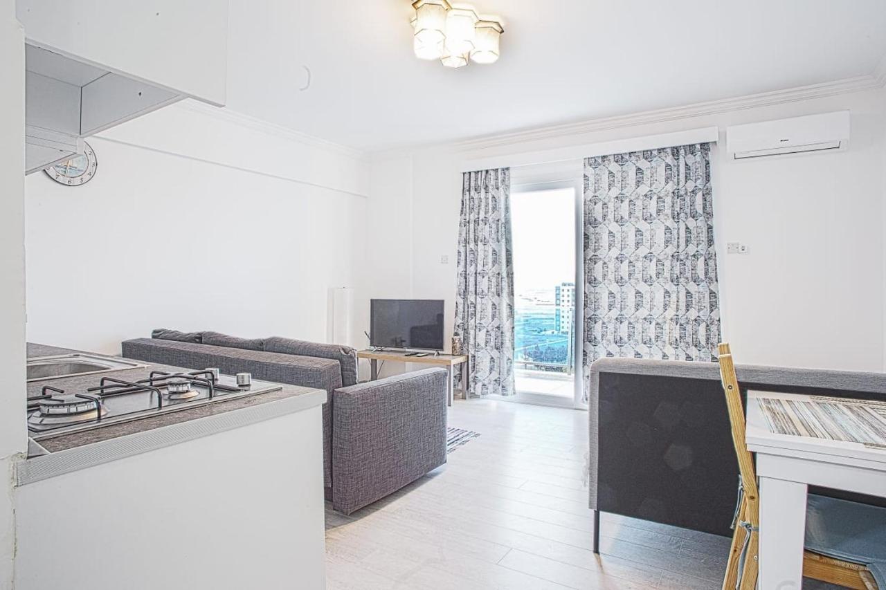 Royal Life Residence Poseidon Studio Trikomo Eksteriør billede